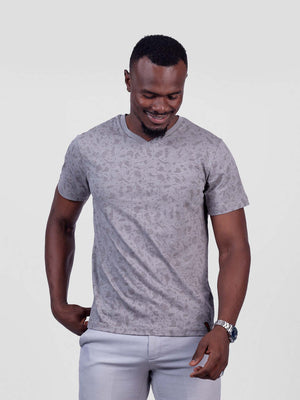 T-Shirt V Neck Shirt